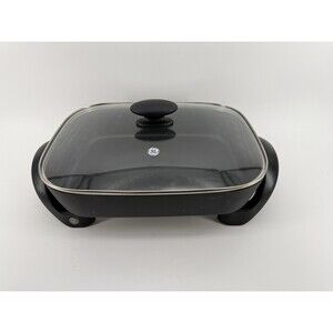 General Electric Model #169216 16"x12" Electric Skillet Black w/clear lid & box